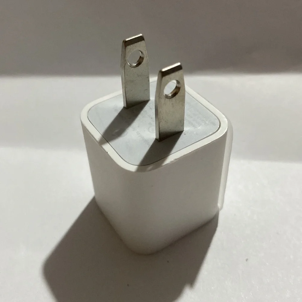 Apple 5w USB Power Adapter